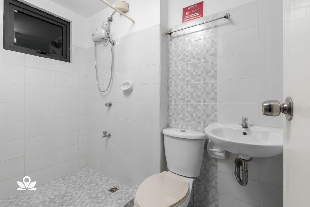 Zen Rooms Adb Avenue Ortigas Pasig City Экстерьер фото